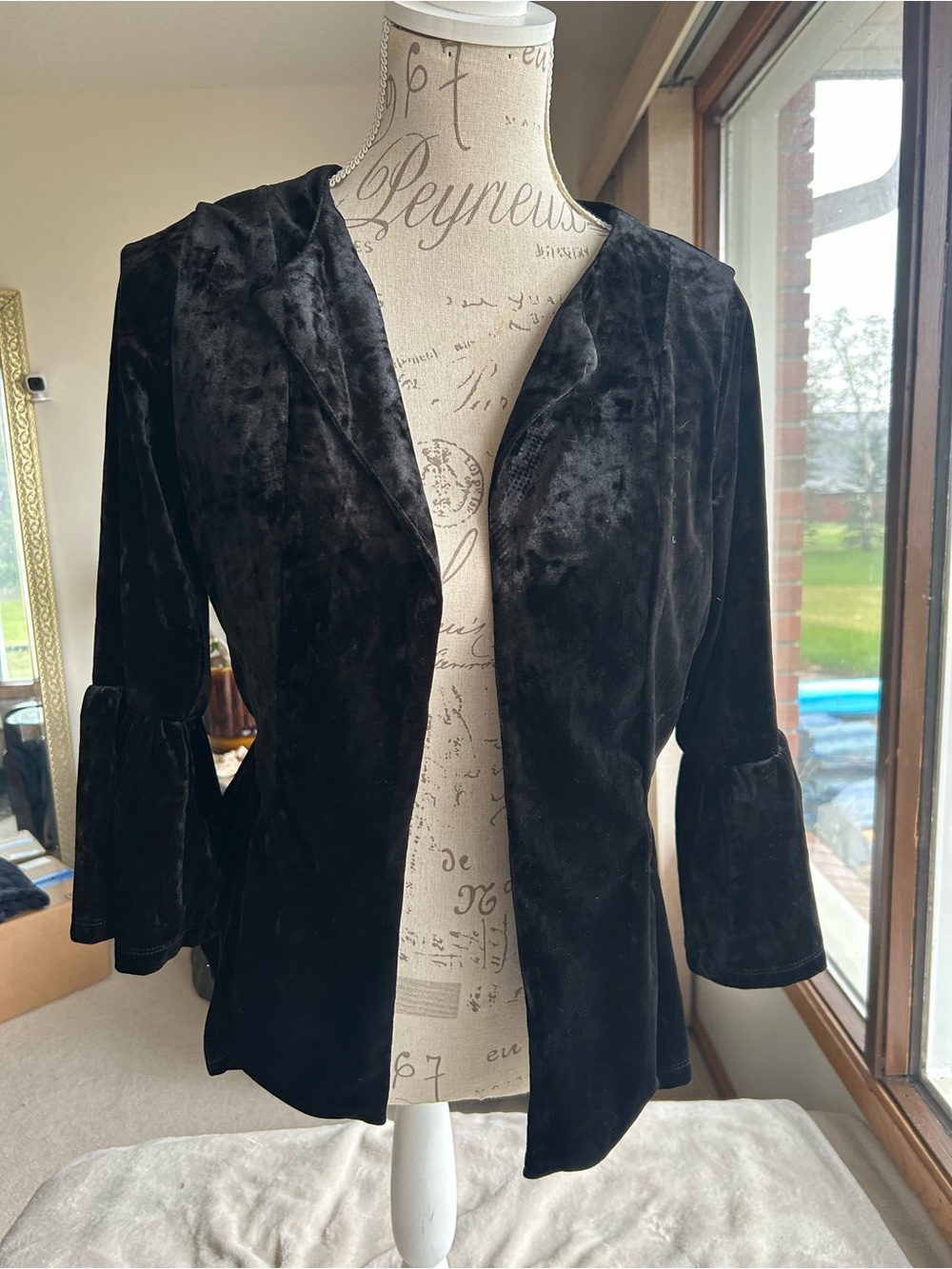 Black Velvet Open-Front Women's Jacket with Bell Sleeves
